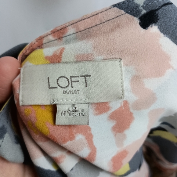 2/$30 LOFT Butterly Whimsigoth Floral Sleeveless Cottagecore Wrap Top (#819) - Picture 2 of 10